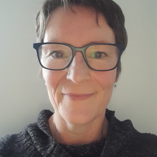 Headshot of Ruth Clarke